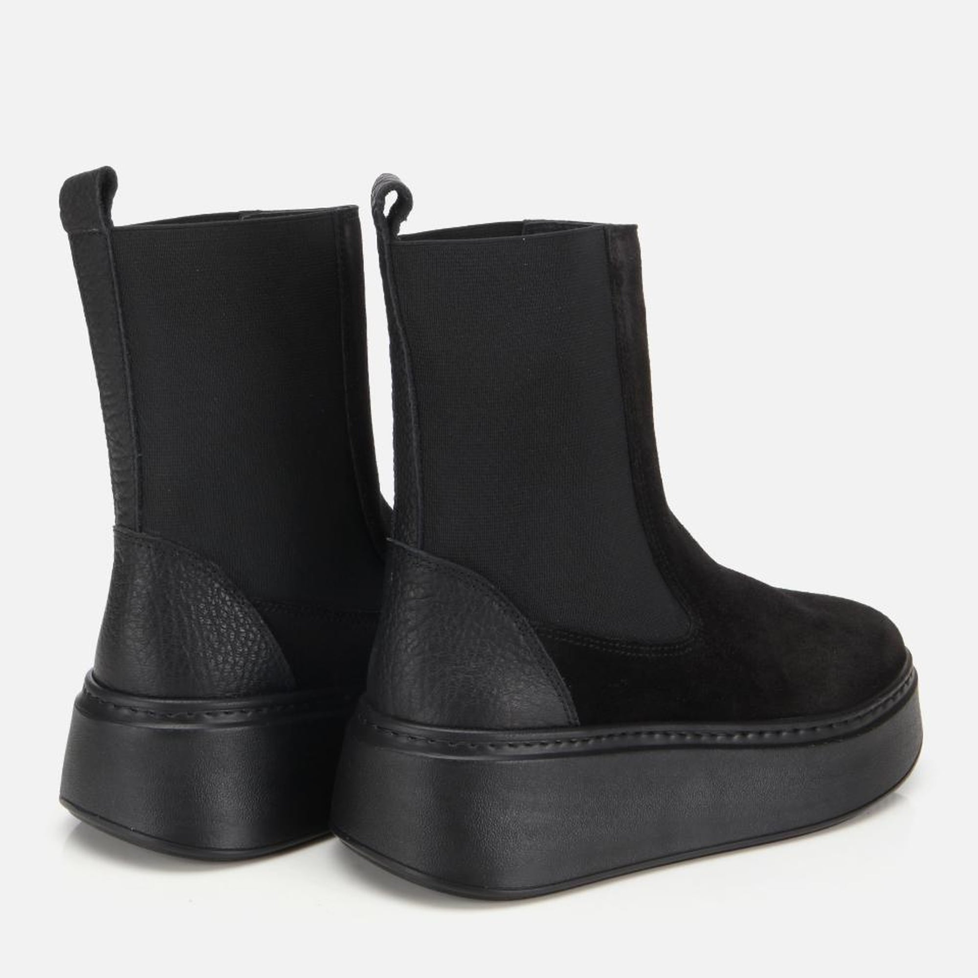 Kadın Süet Deri Siyah Lastik Detaylı Kalın Tabanlı Düz Bot