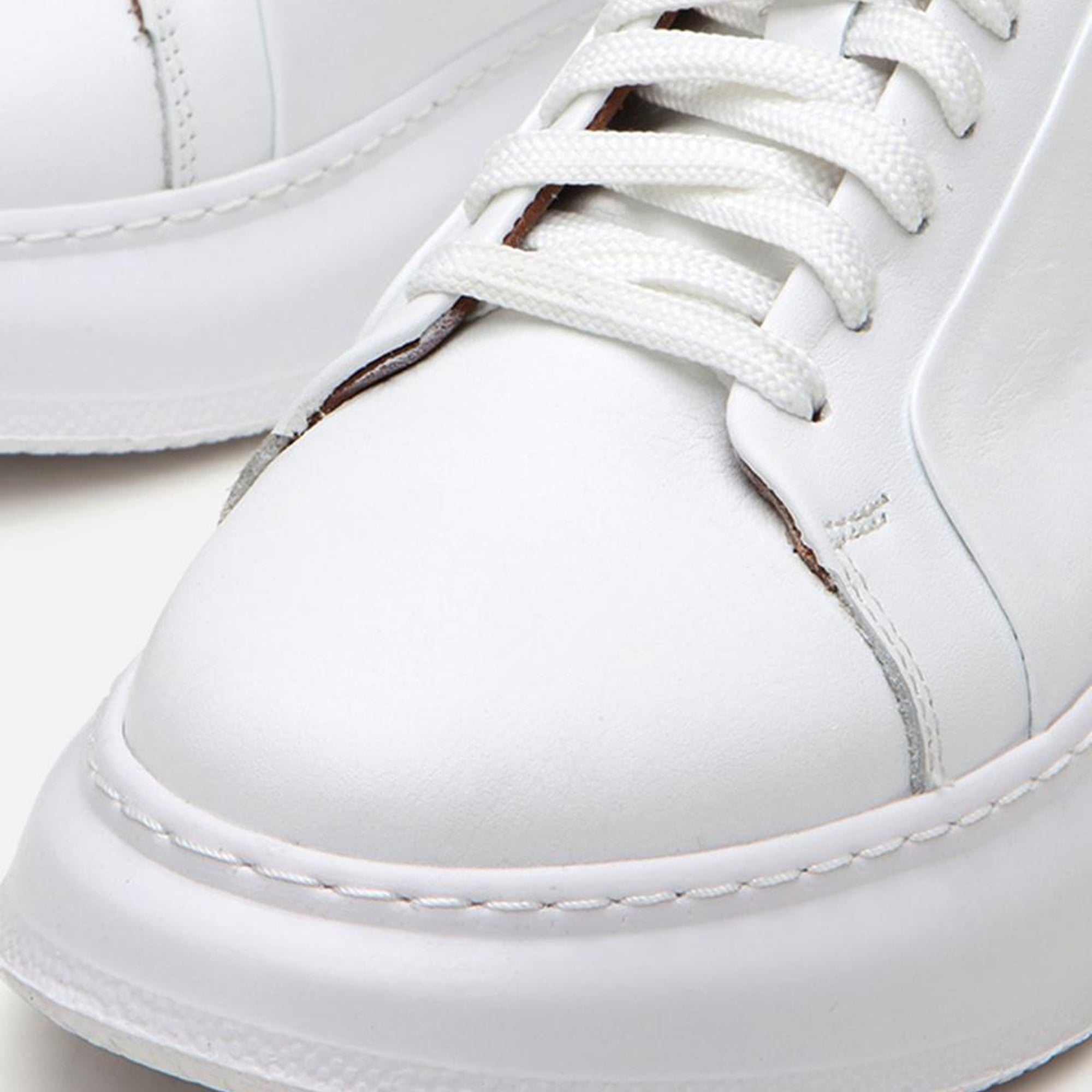 Erkek Deri Beyaz Hafif Tabanlı Spor Ayakkabı