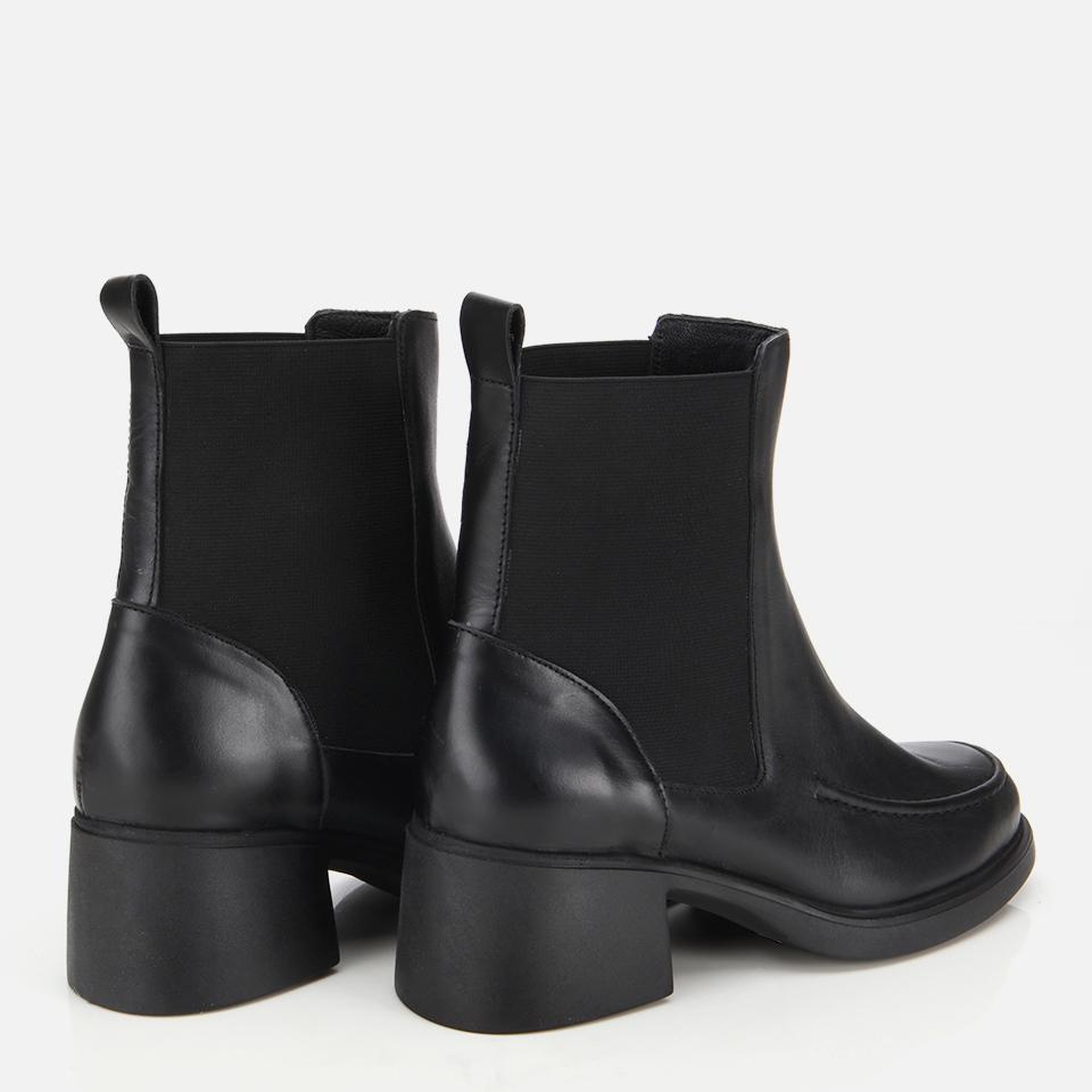 Kadın Deri Siyah Lastik Detaylı Topuklu Bot