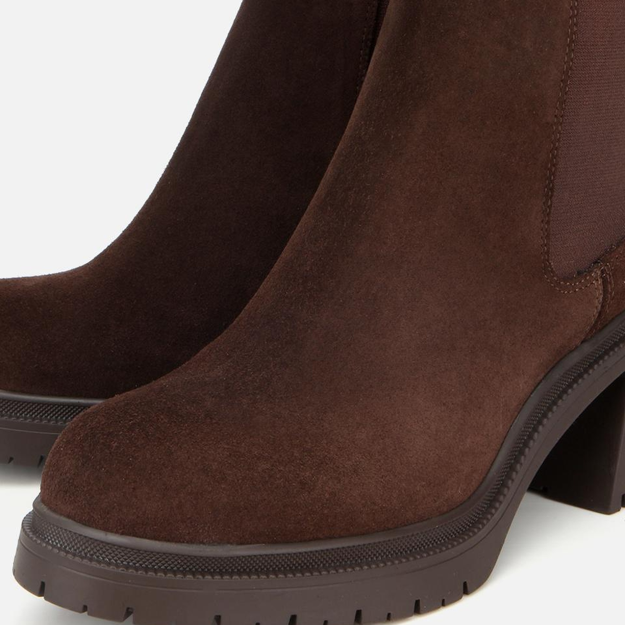 Kadın Süet Deri Kahverengi Lastik Detaylı Kalın Topuklu Bot