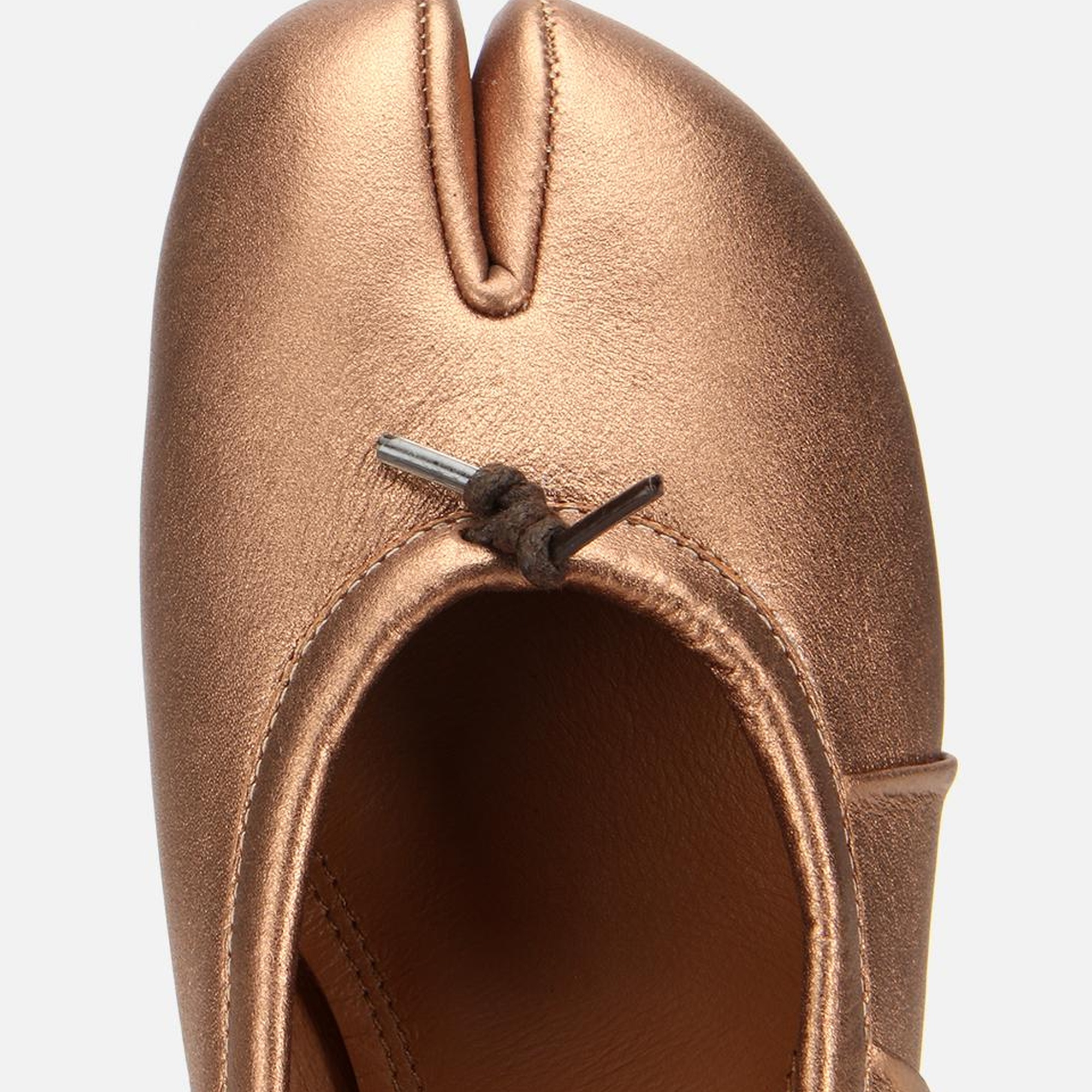 Kadın Deri Bronz Ön Detaylı Babet