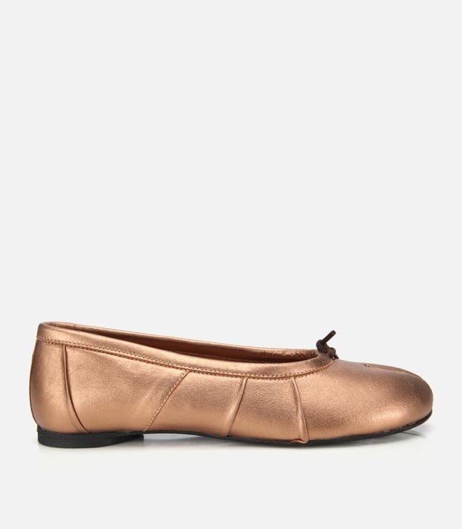  Kadın Deri Bronz Ön Detaylı Babet