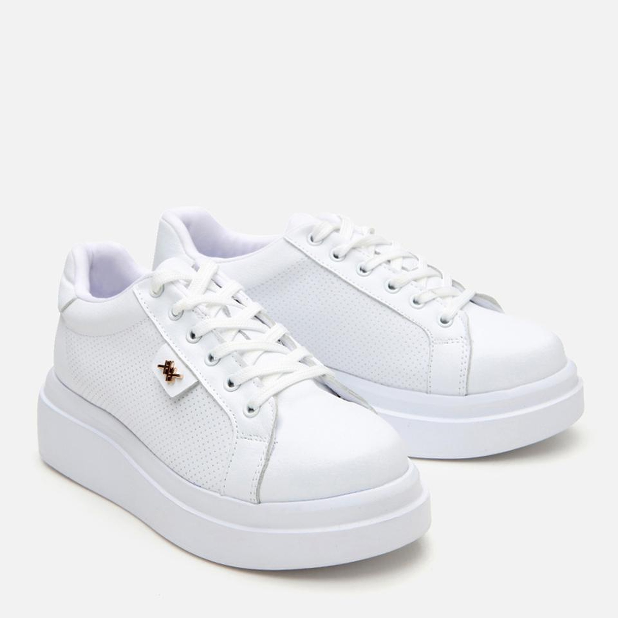 Kadın Beyaz Kalın Tabanlı Spor Ayakkabı