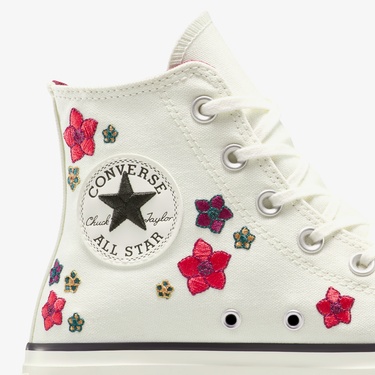  Converse Chuck Taylor All Star Lift Kadın Krem Sneaker