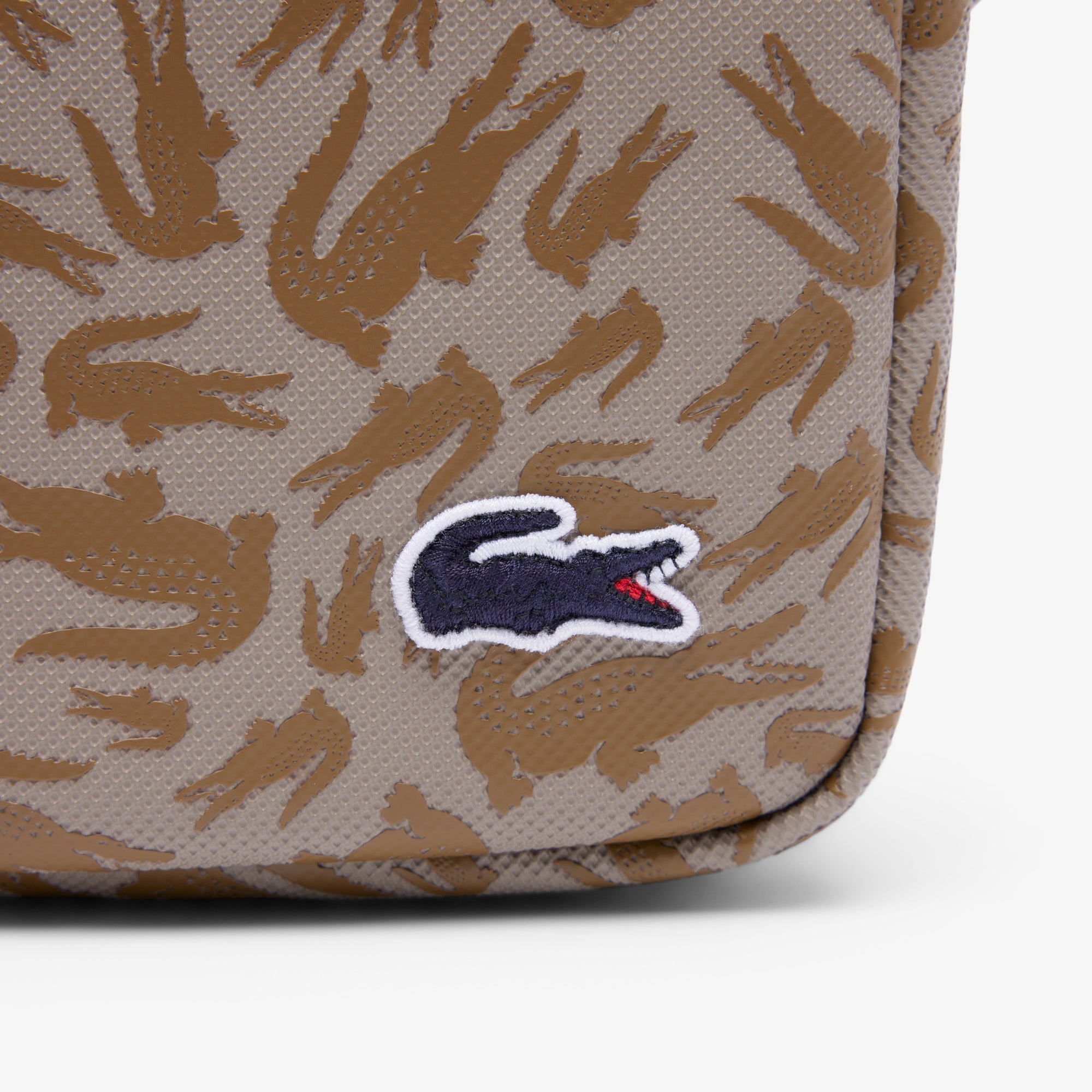 Lacoste LCST Erkek Monogram Bej Postacı Çantası