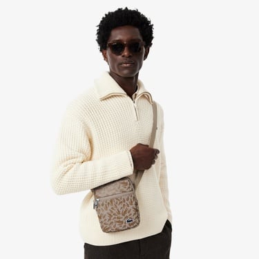  Lacoste LCST Erkek Monogram Bej Postacı Çantası