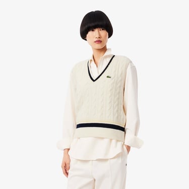  Lacoste Kadın Classic Fit V Yaka Krem Süveter