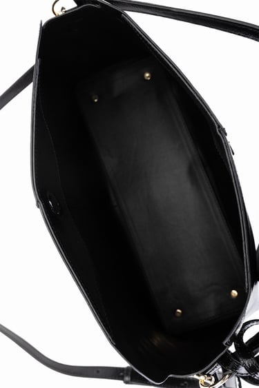  Valmenti Kadın Suni Deri Siyah Kırışık Rugan Kol Çantası