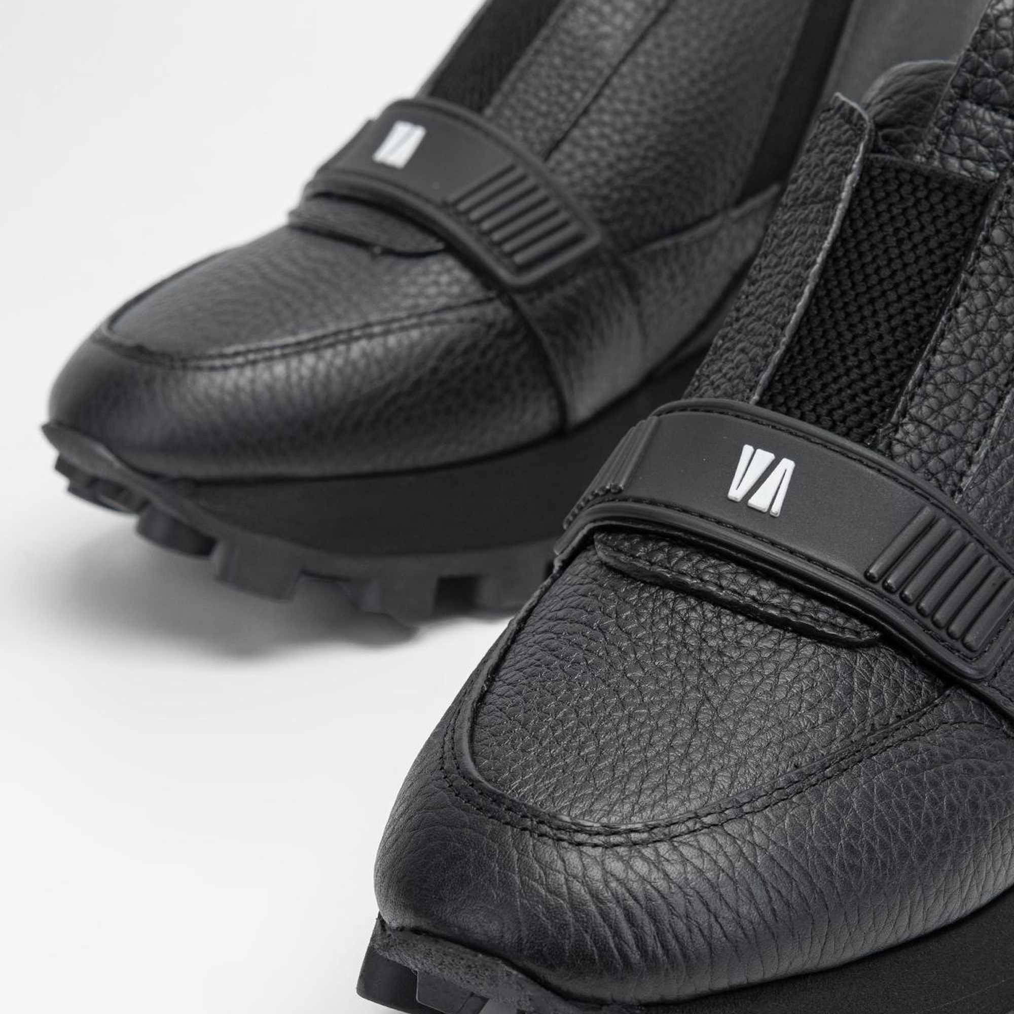 Valmenti Kadın Siyah Floter Hakiki Deri Casual Bot