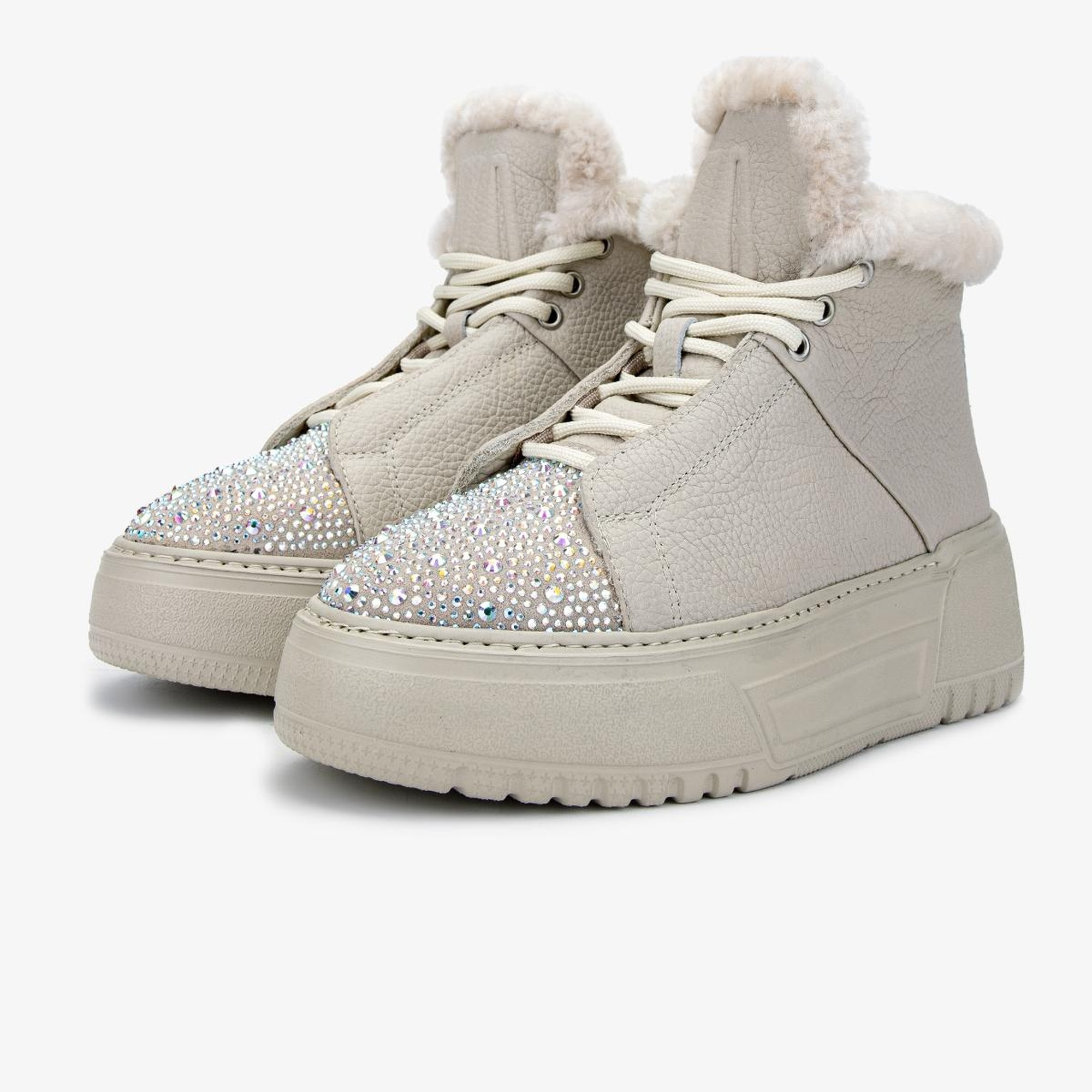 Valmenti Kadın Casual Bot