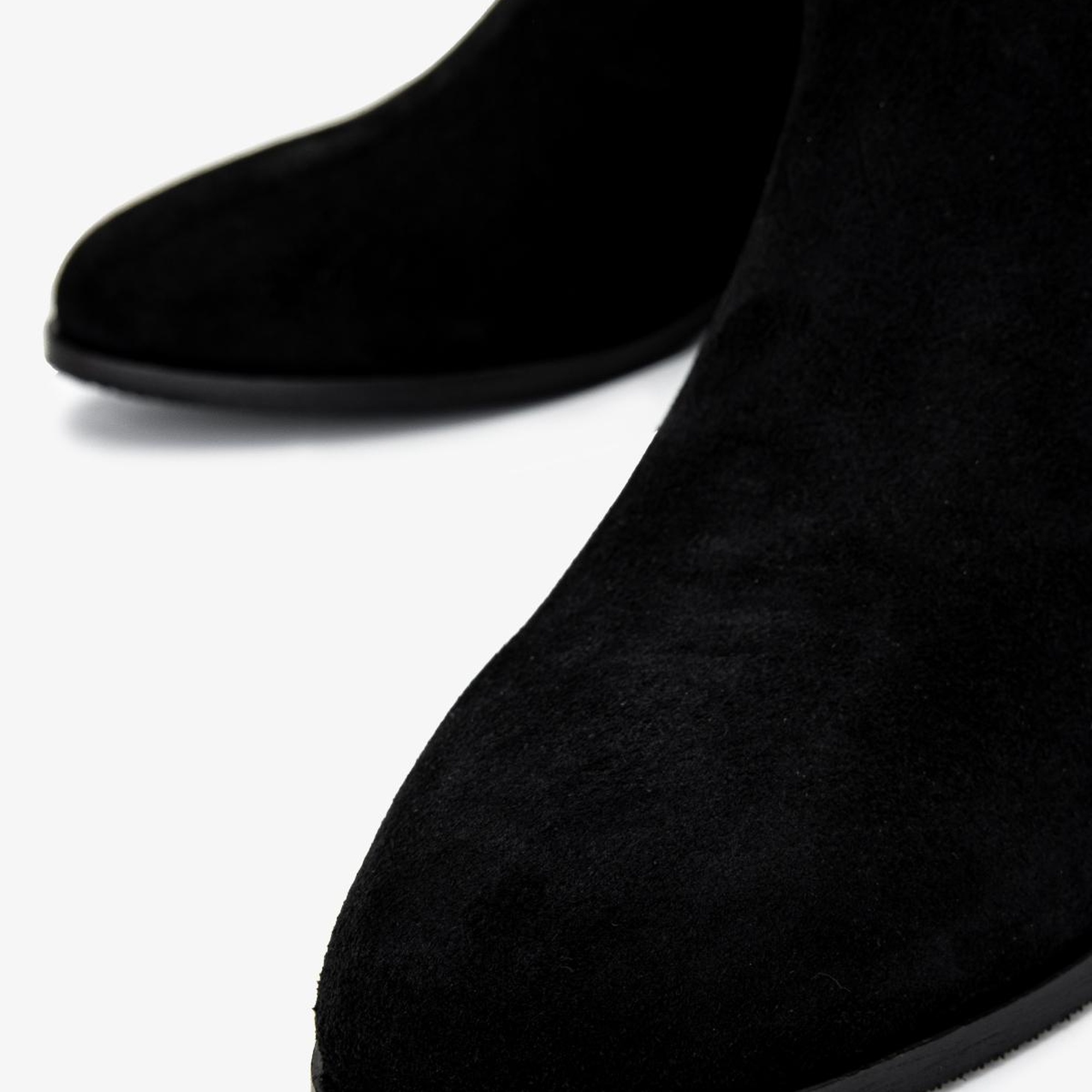 Valmenti Kadın Hakiki Deri Siyah Süet Topuklu Bot