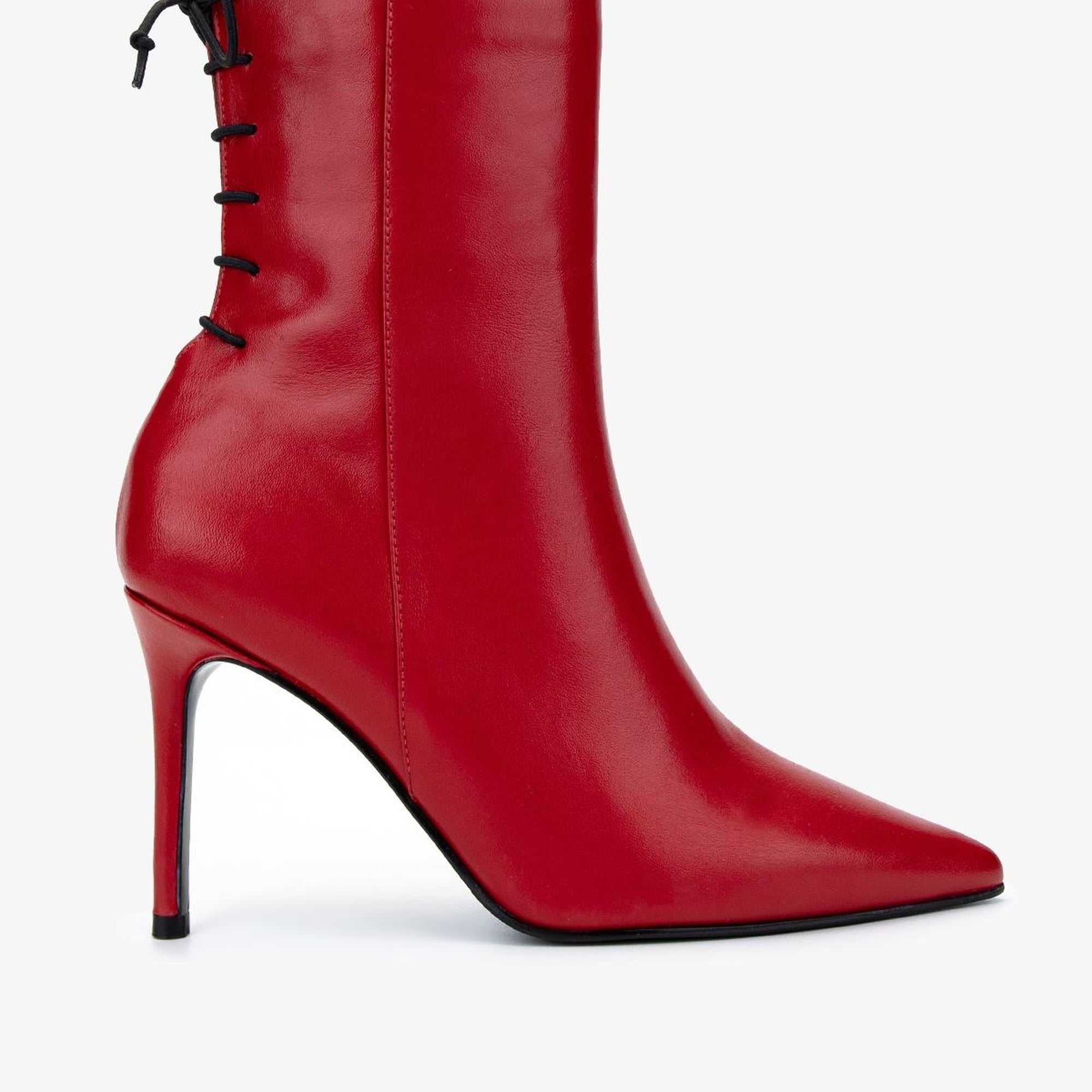 Valmenti Kadın . Kırmızı Topuklu Bot