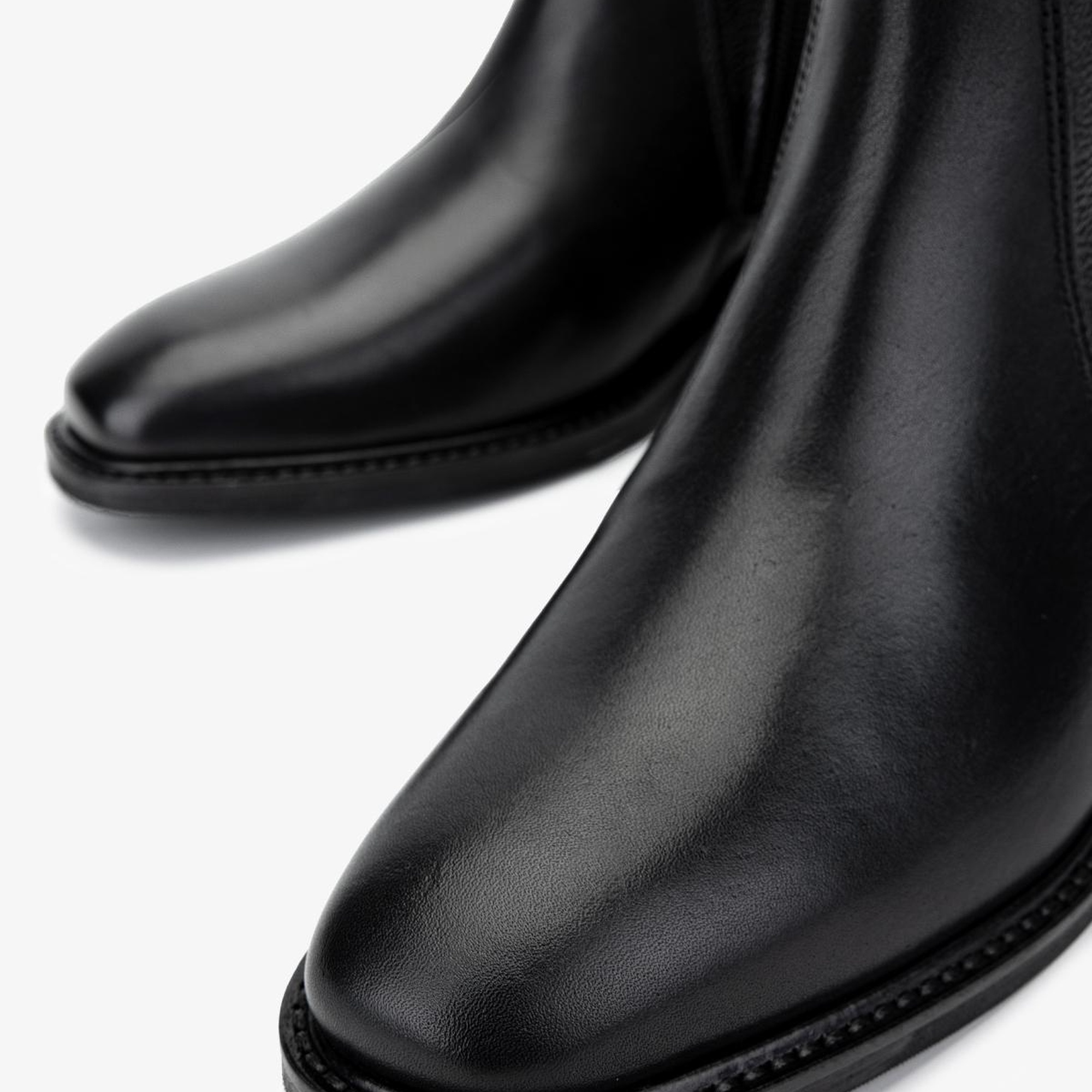 Valmenti Kadın . Siyah Deri Casual Bot