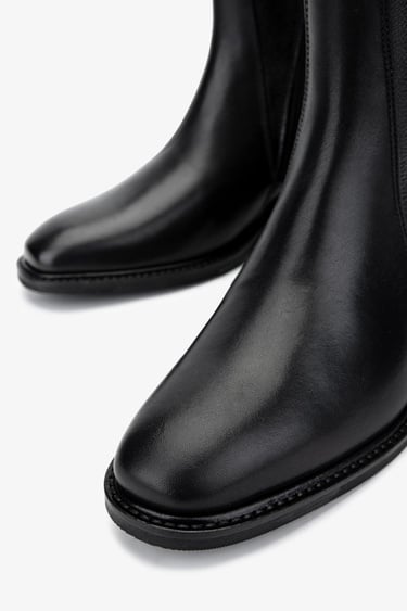  Valmenti Kadın . Siyah Deri Casual Bot