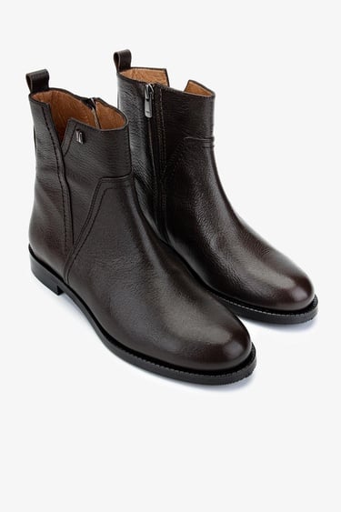  Valmenti Kadın . Kahverengi Casual Bot