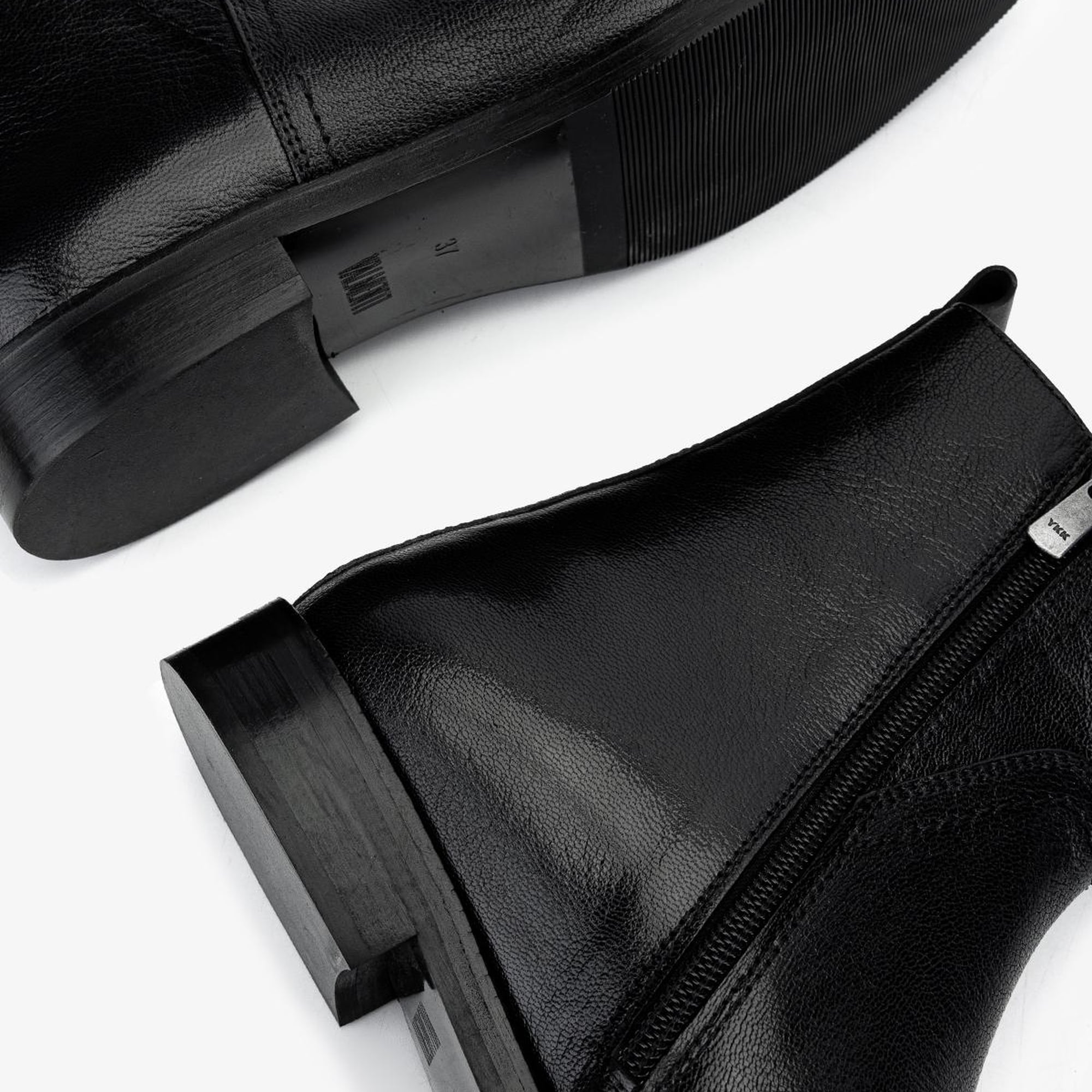 Valmenti Kadın . Siyah Casual Bot