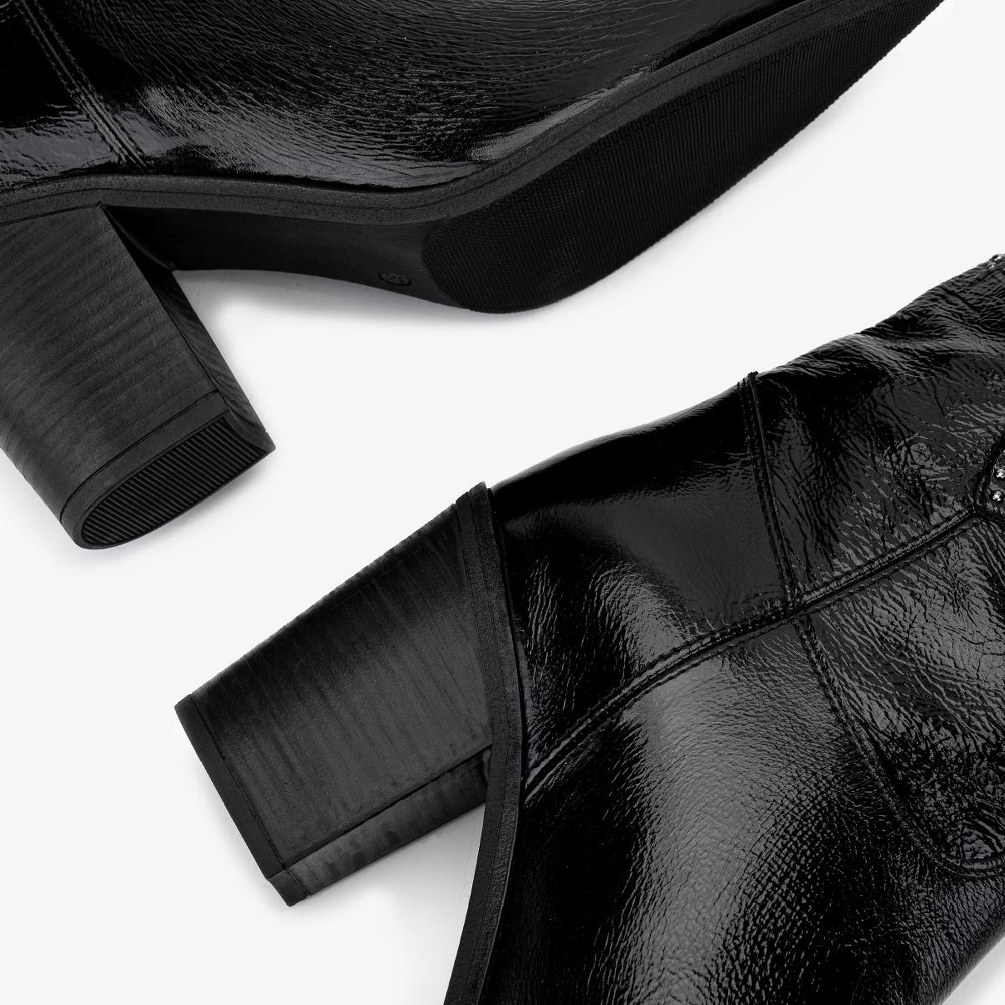 Valmenti Kadın Siyah Topuklu Bot