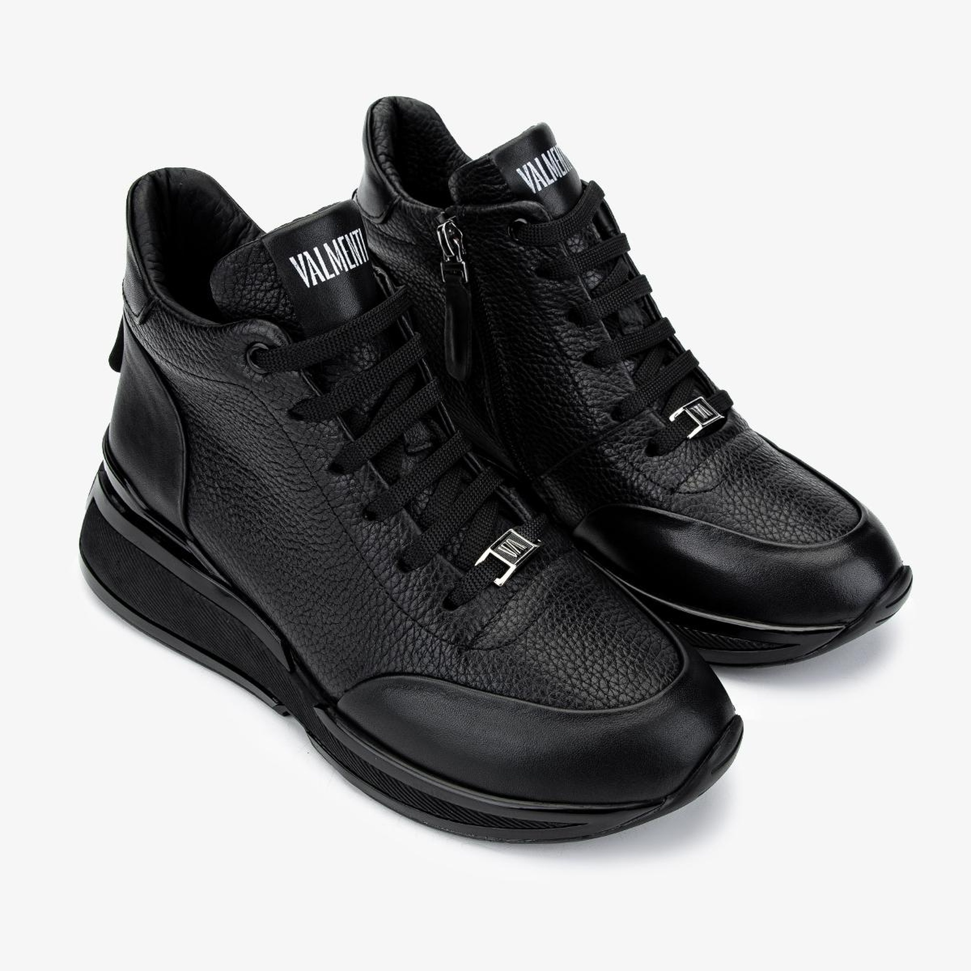 Valmenti Kadın . Casual Bot