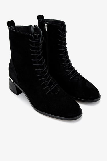  Valmenti Kadın . Siyah Süet Topuklu Bot