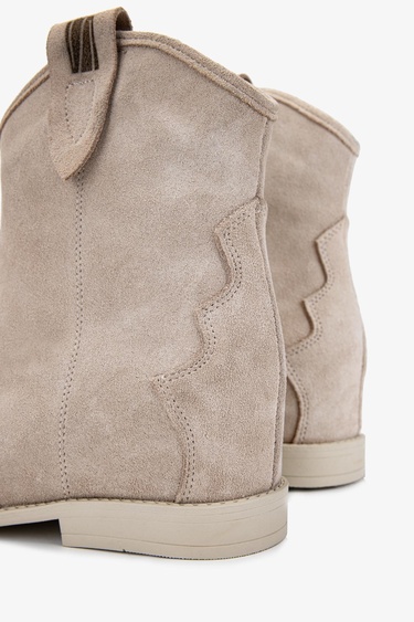  Valmenti Kadın . Bej Süet Casual Bot