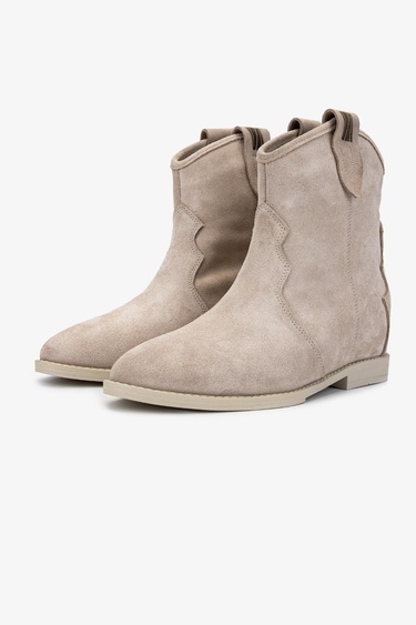  Valmenti Kadın . Bej Süet Casual Bot