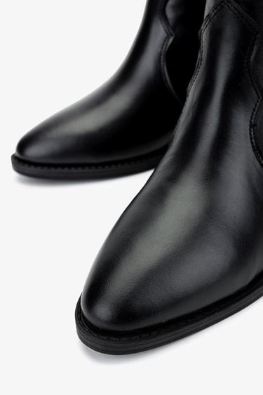  Valmenti Kadın . Siyah Deri Casual Bot