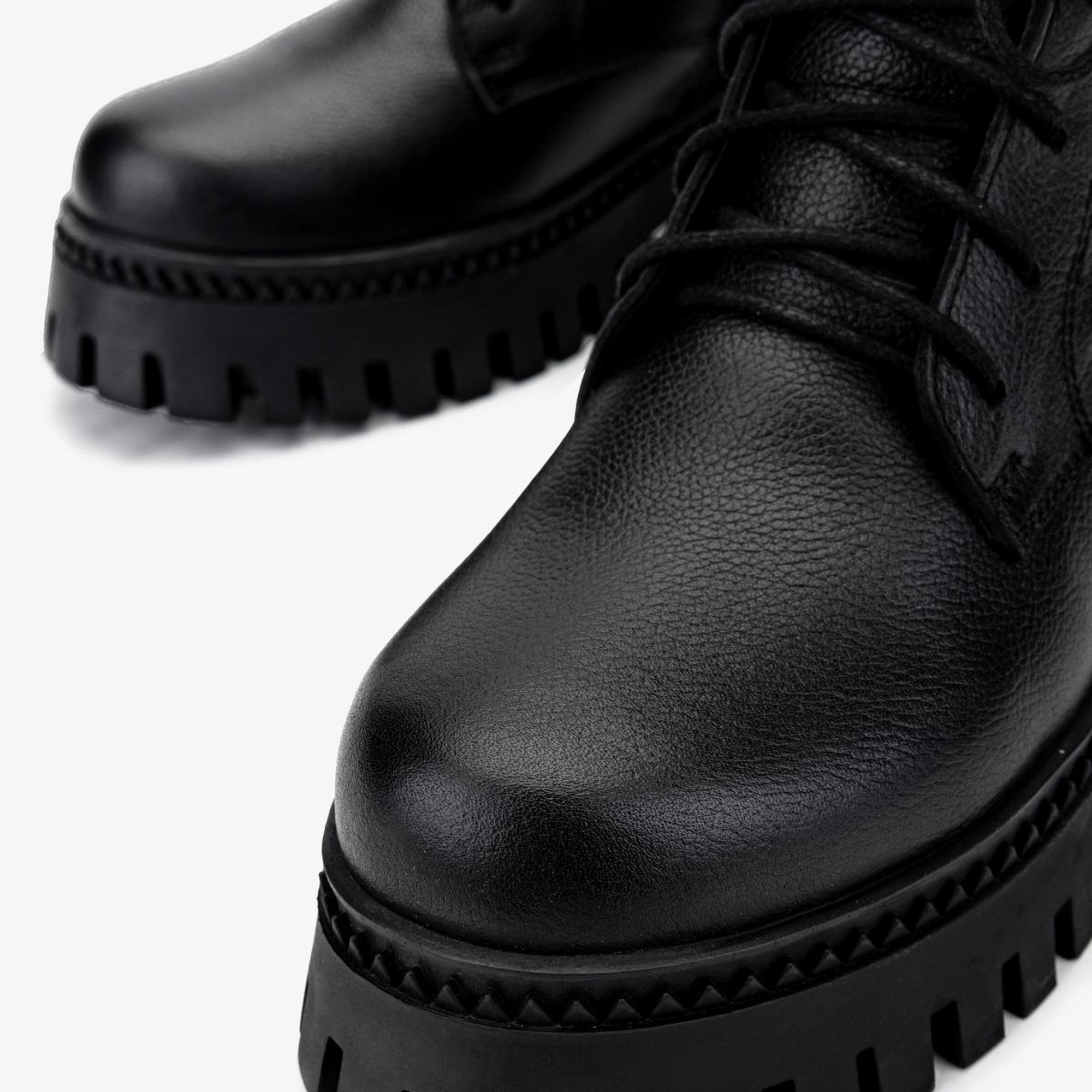 Valmenti Kadın Hakiki Deri Siyah Floter Casual Bot