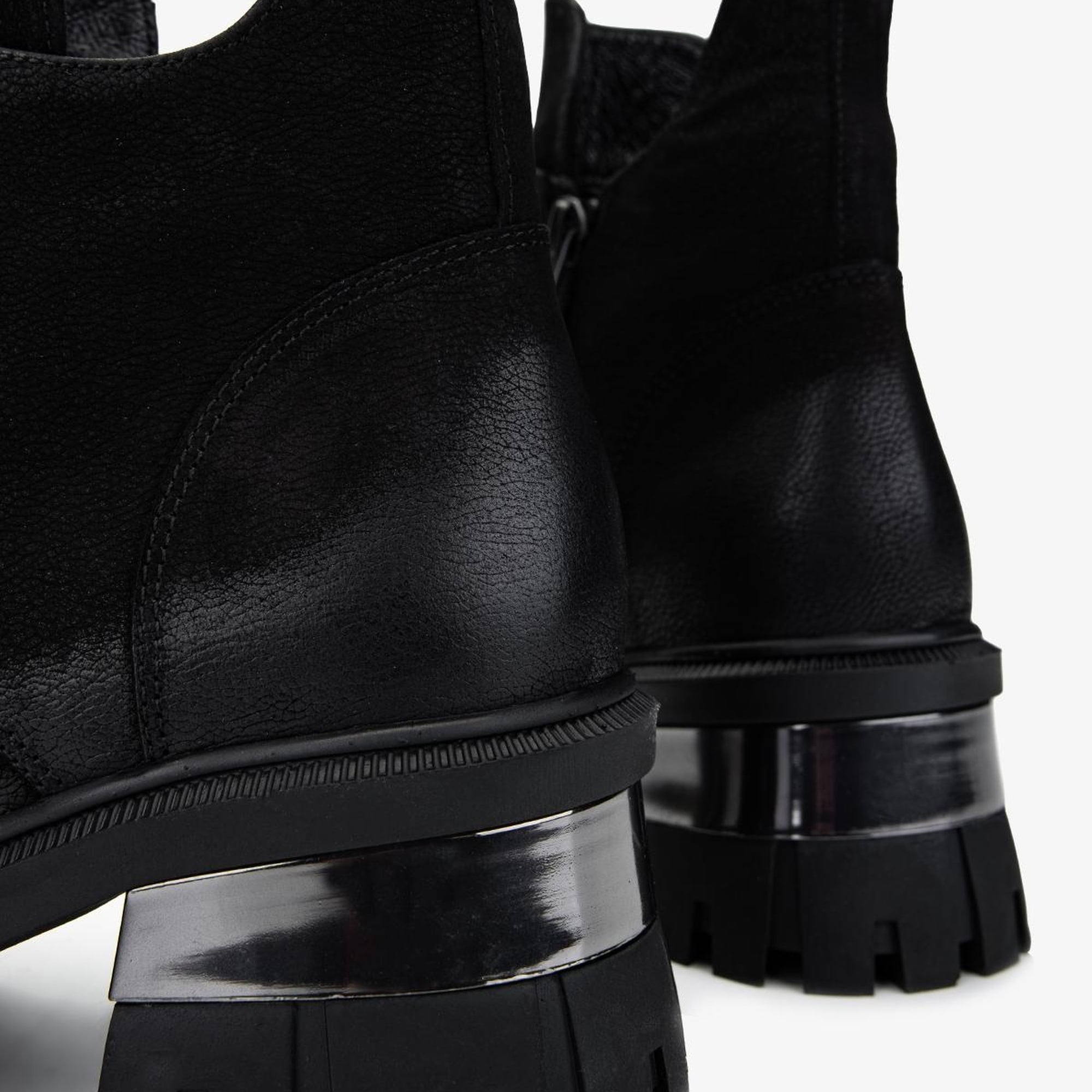 Valmenti Kadın Hakiki Deri Siyah Nubuk Casual Bot