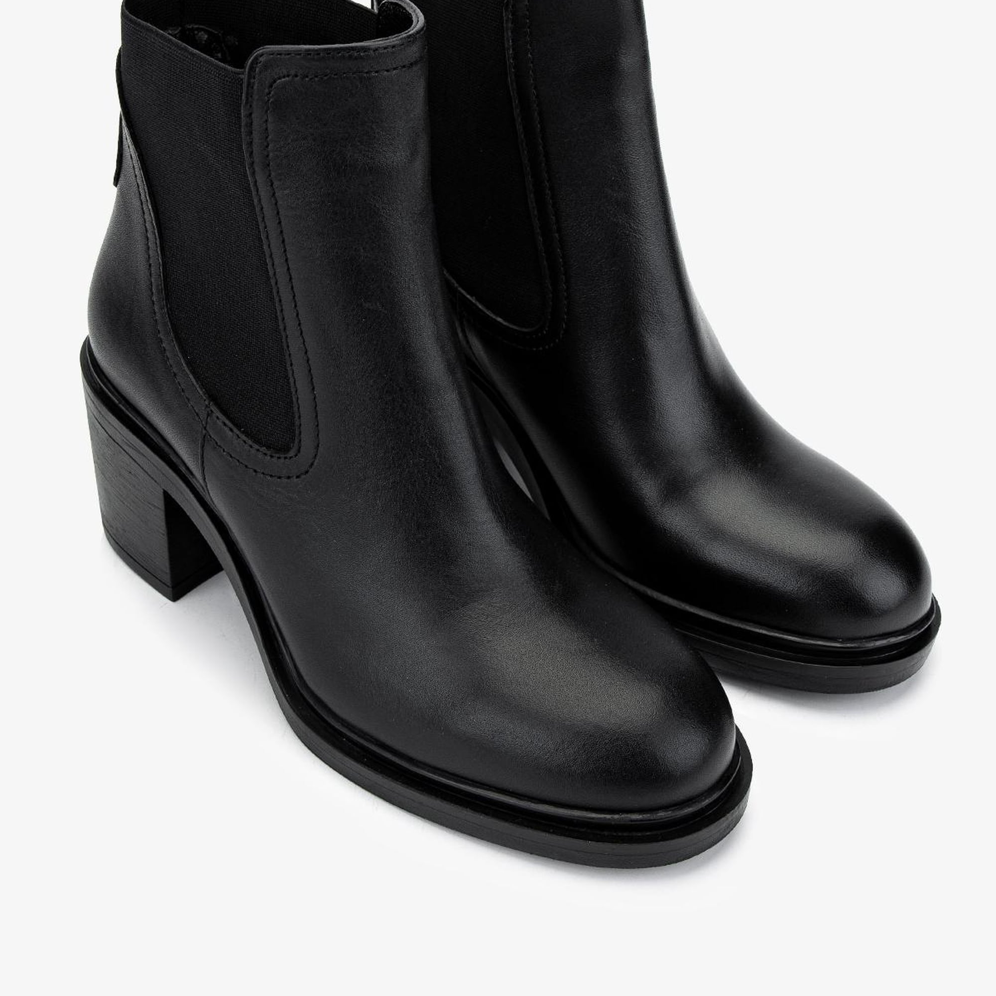 Valmenti Kadın Hakiki Deri Siyah Deri Casual Bot