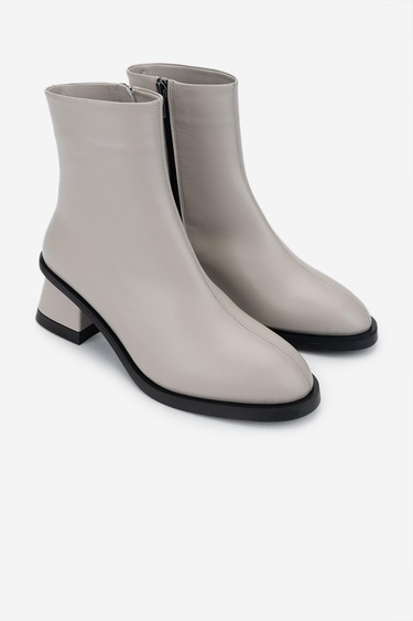  Valmenti Kadın Hakiki Deri Bej Rugan Topuklu Bot