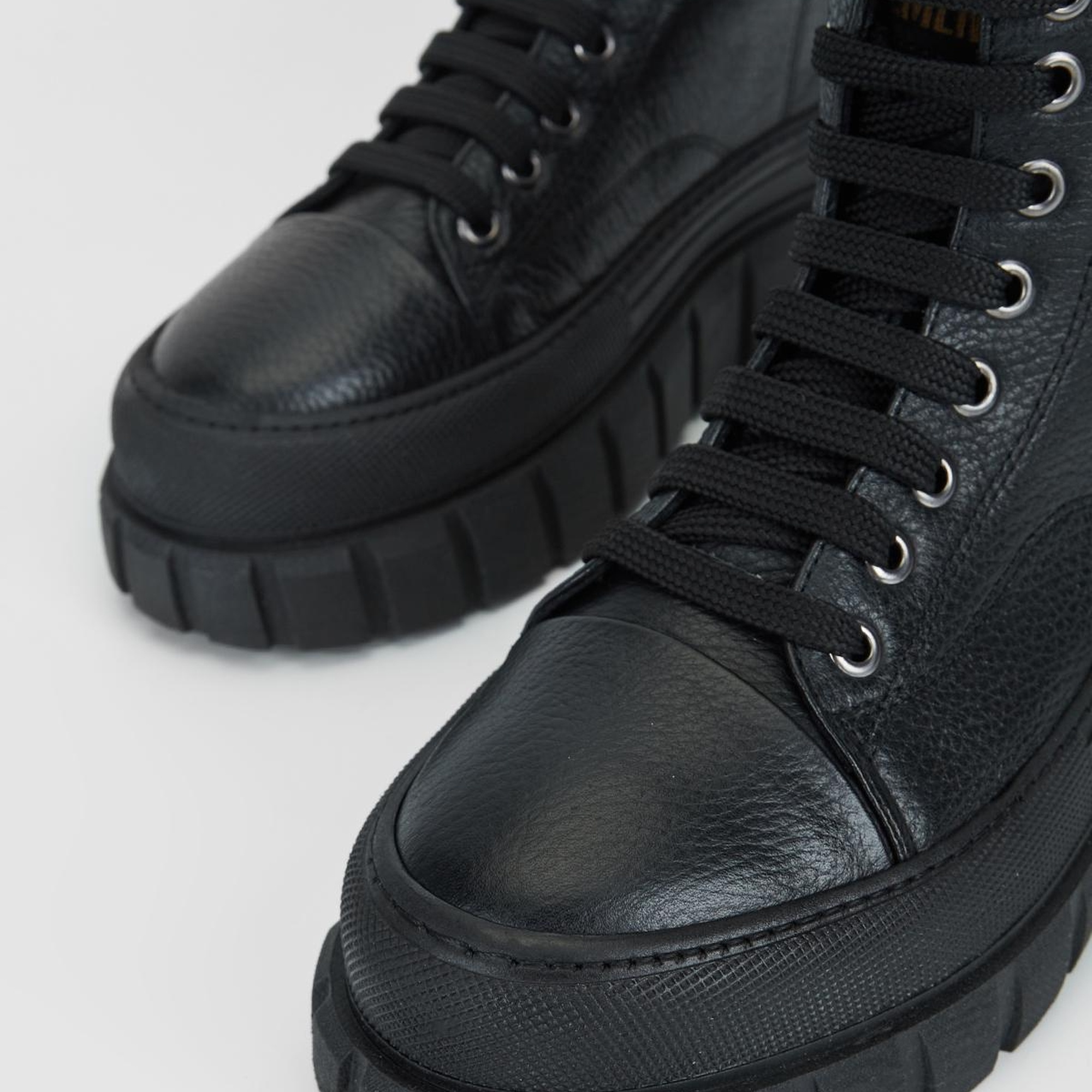 Valmenti Kadın Siyah Floter Hakiki Deri Casual Bot