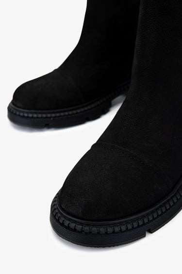  Valmenti Kadın . Siyah Nubuk Casual Bot