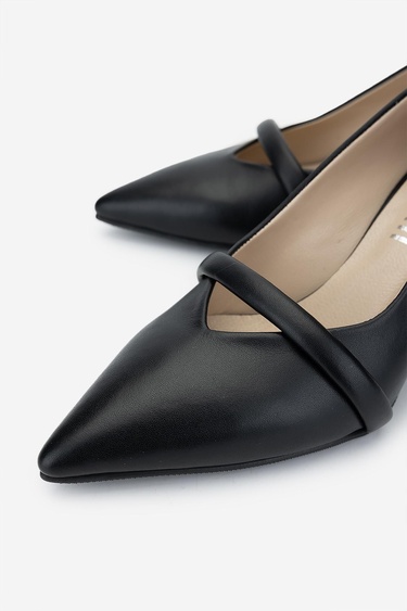  Valmenti Kadın Hakiki Deri Siyah Deri Topuklu Ayakkabı