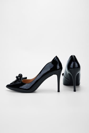  Valmenti Nozario Kadın Siyah Rugan Hakiki Deri Topuklu Ayakkabı