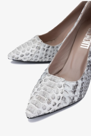  Valmenti Zeta Kadın Bej Hakiki Deri Topuklu Ayakkabı