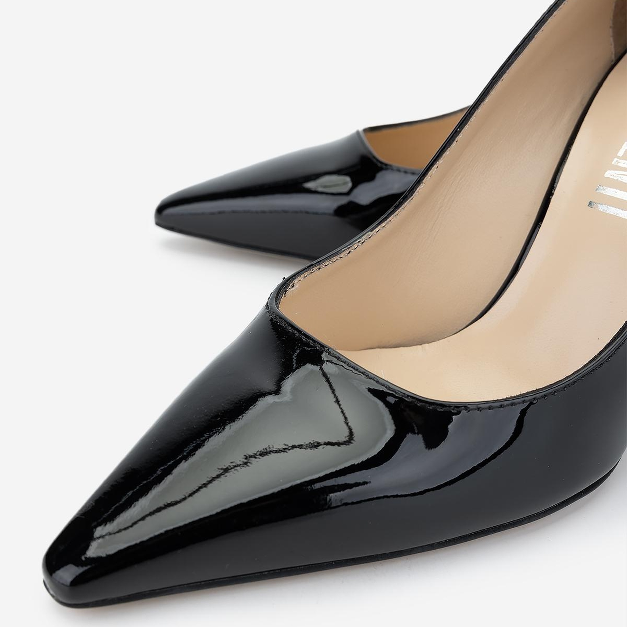 Valmenti Nuc Kadın Siyah Rugan Hakiki Deri Topuklu Ayakkabı