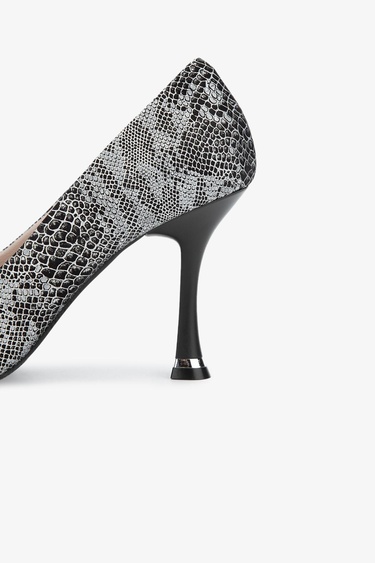  Valmenti Rigel Kadın Siyah Hakiki Deri Topuklu Ayakkabı