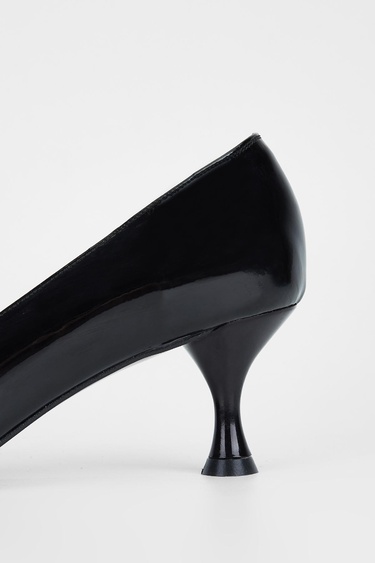  Valmenti Kadın Siyah Rugan Vegan Topuklu Ayakkabı