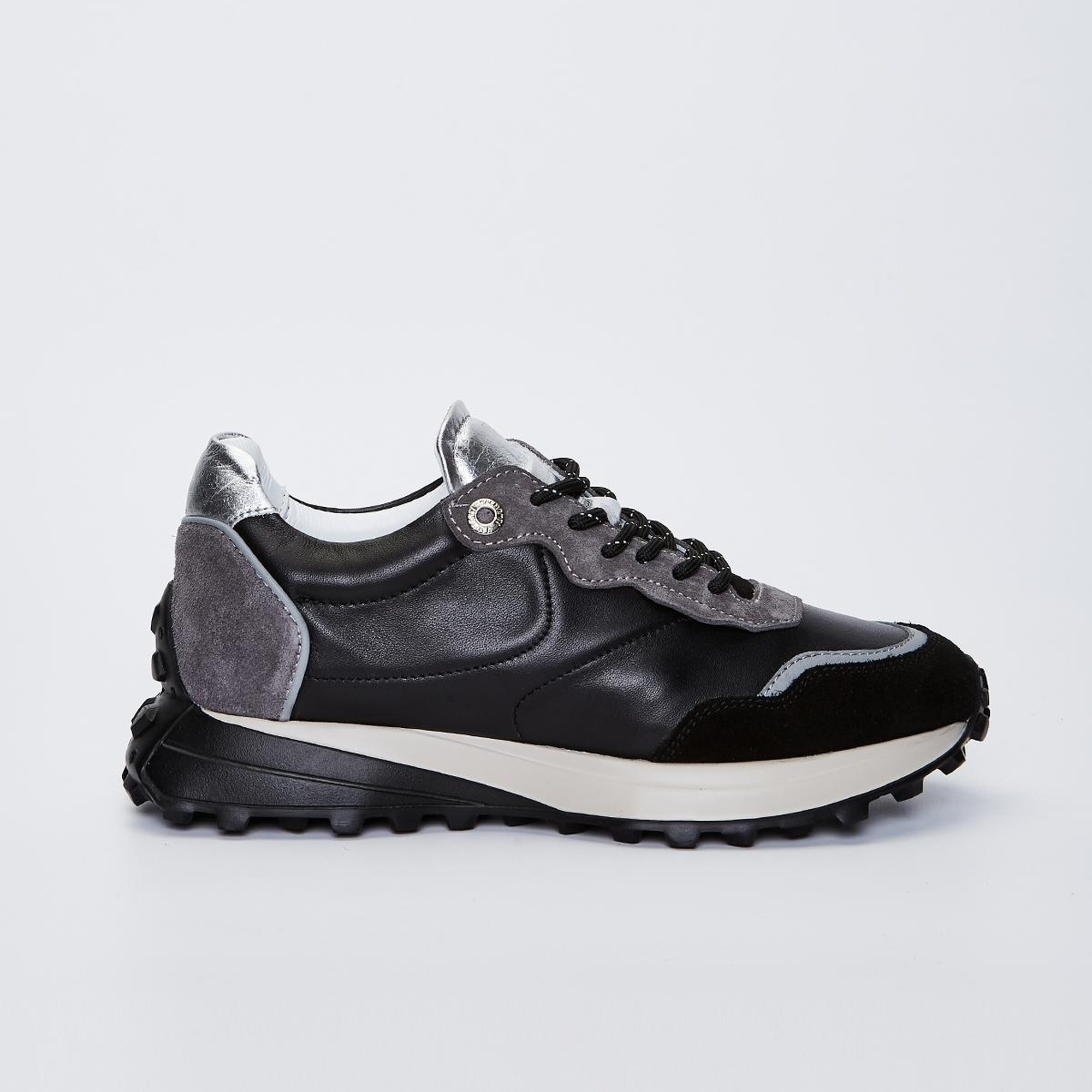 Valmenti Jianna Kadın Siyah Hakiki Deri Spor Ayakkabı