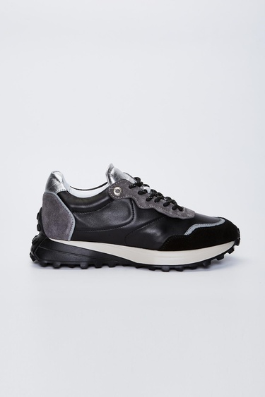  Valmenti Jianna Kadın Siyah Hakiki Deri Spor Ayakkabı