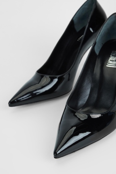  Valmenti Kadın Siyah Rugan Hakiki Deri Topuklu Ayakkabı