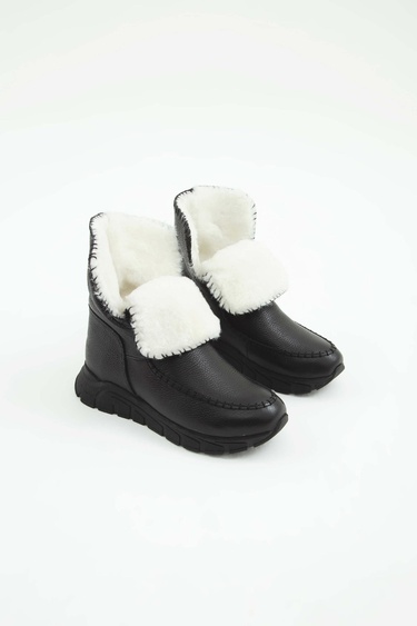  Tamer Tanca Kadın Hakiki Deri Siyah Floter Casual Bot