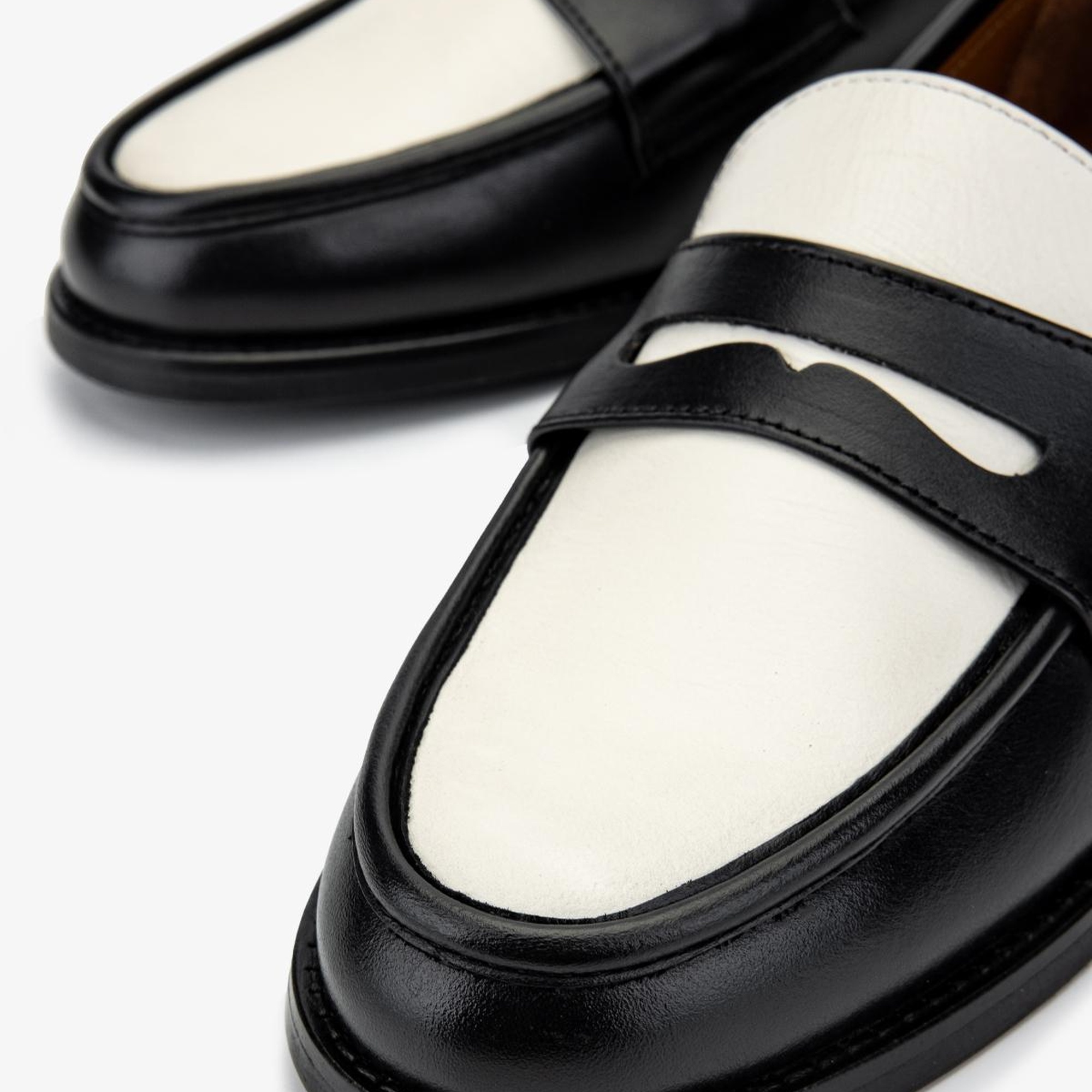 Valmenti Kadın Siyah/Bej Loafer Ayakkabı