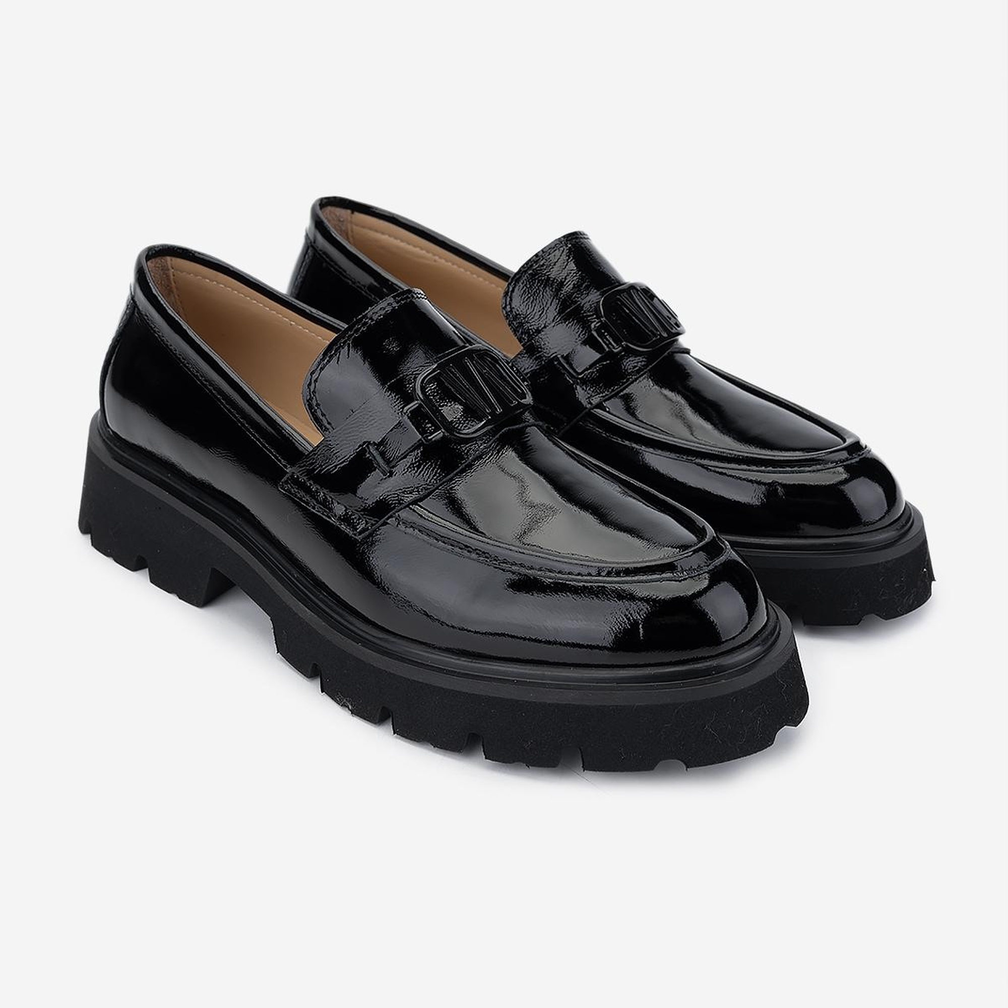 Valmenti Kadın Hakiki Deri Siyah Rugan Loafer Ayakkabı