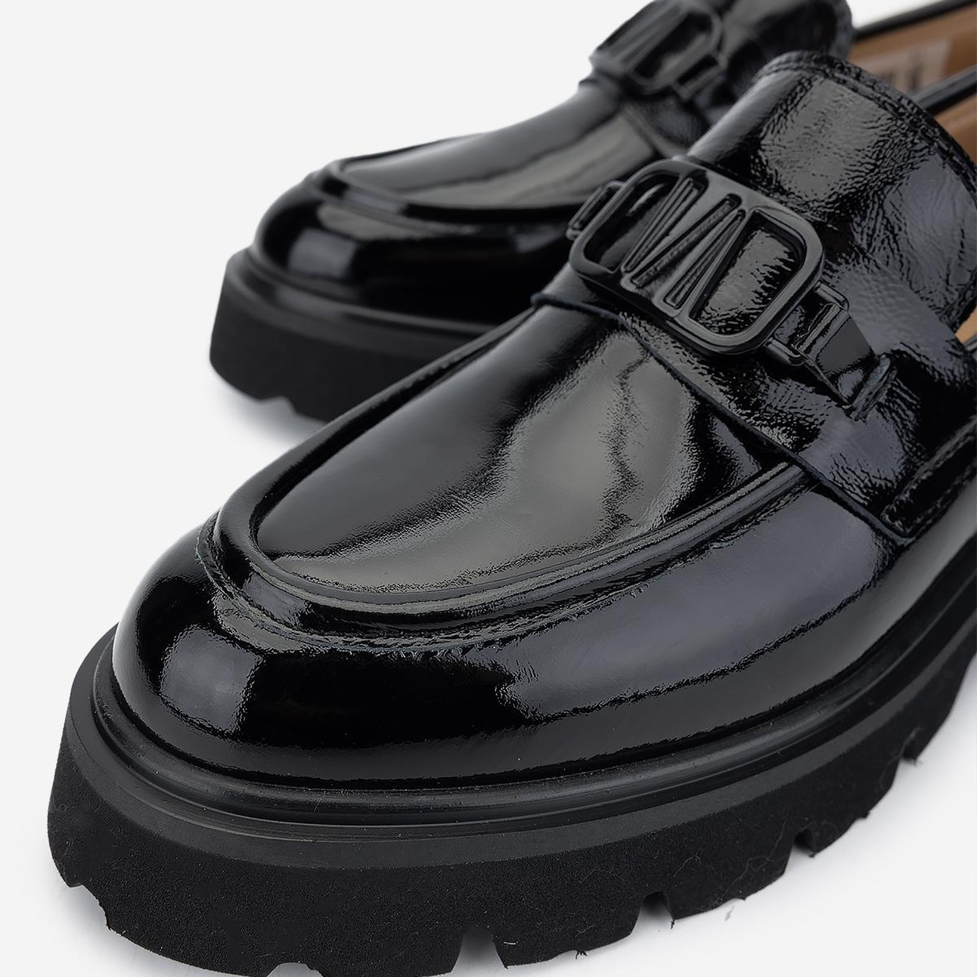 Valmenti Kadın Hakiki Deri Siyah Rugan Loafer Ayakkabı