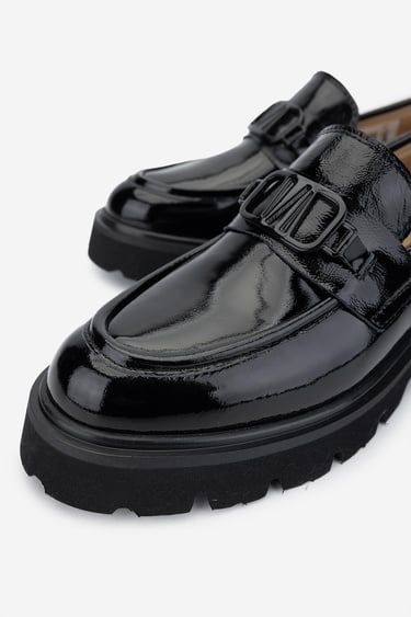  Valmenti Kadın Hakiki Deri Siyah Rugan Loafer Ayakkabı