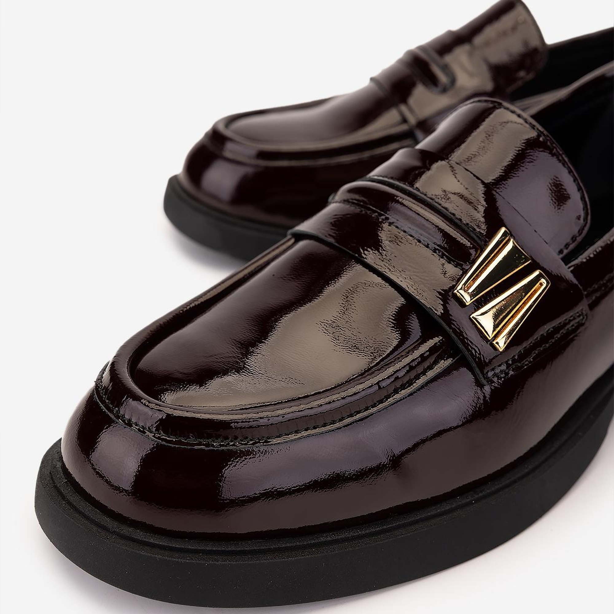 Valmenti Kadın Hakiki Deri Bordo Rugan Loafer Ayakkabı