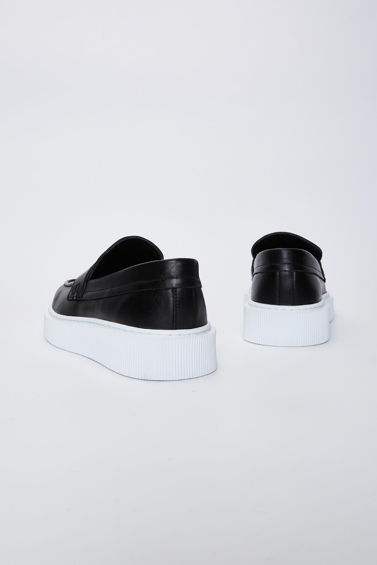 Valmenti Diego Erkek Siyah Hakiki Deri Loafer Ayakkabı