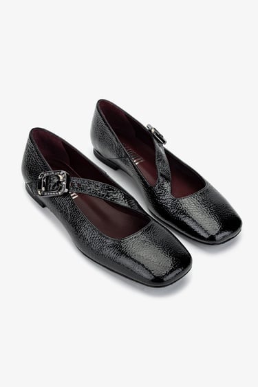  Valmenti Kadın Hakiki Deri Siyah Rugan Babet Ayakkabı