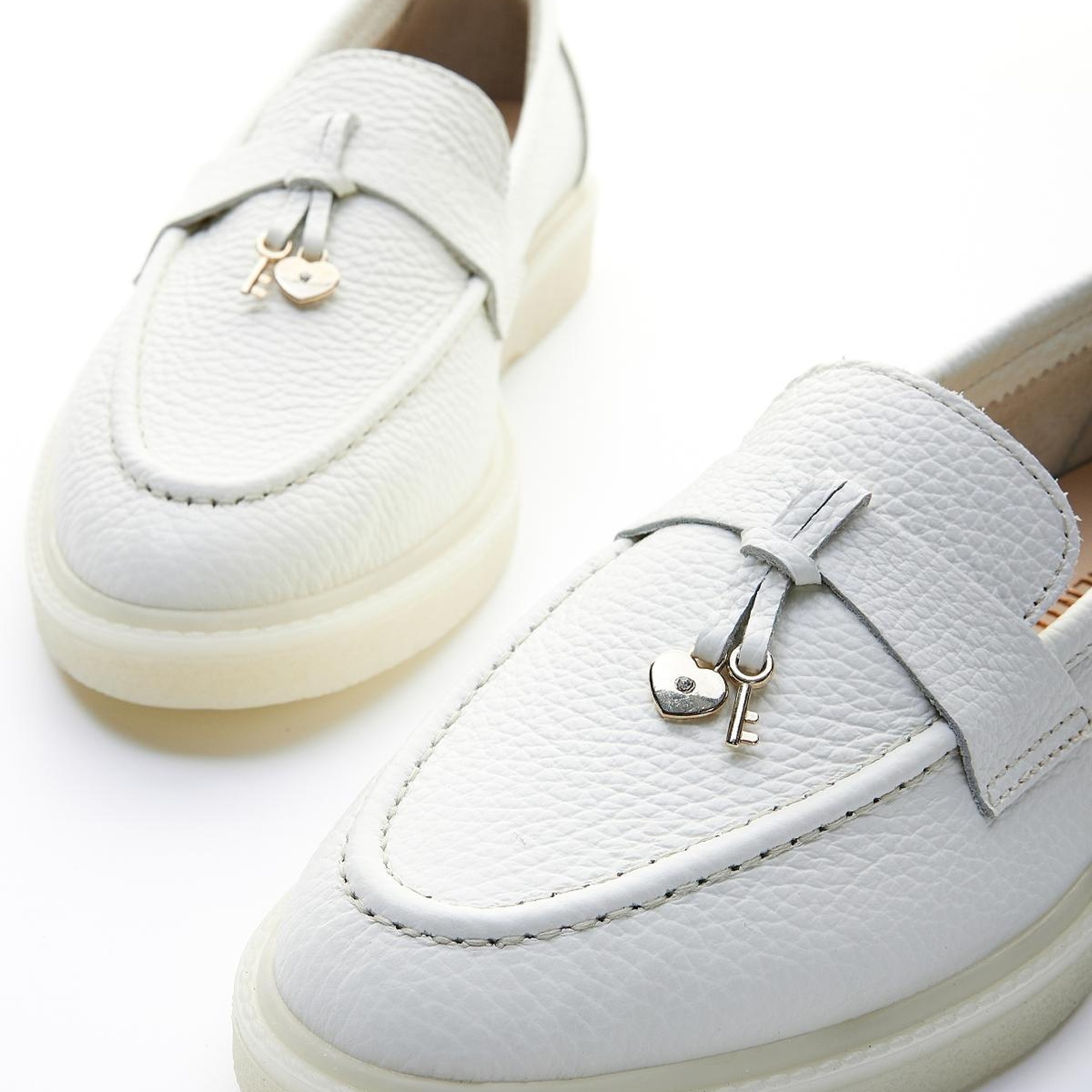 Valmenti Aline Kadın Beyaz Floter Hakiki Deri Loafer Ayakkabı